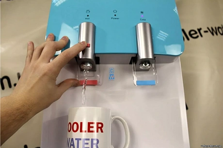 Кулер для водиVIO Х217-FEC  голубой, электронное охлаждение, со шкафчиком - 68 Кулер для водиVIO Х217-FEC  голубой, электронное охлаждение, со шкафчиком - 68 - Molodo